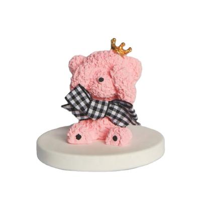 China Sustainable New Style Ceramic Decoration Essential Aroma Bear Perfume Oil Diffuser for sale