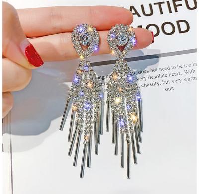 China 2021 TRENDY Silver Tone Rhinestone Fringe Chandelier Fashion Gold Tassel Earrings For Women for sale