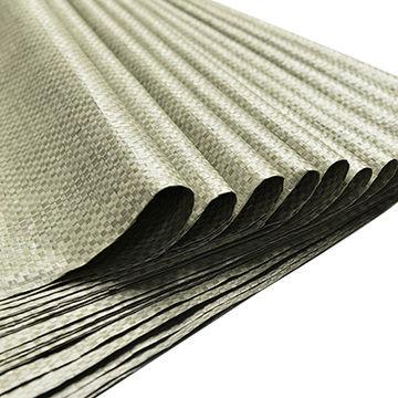 China Flexible Waterproof  PP Woven Sacks Flexo Printing Heat Cut Top Tear Resistant for sale