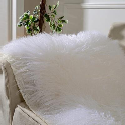 China Eco - Friendly Mongolian Sheep Fur Shed Long Hair Tibet Lambskin Blanket Cushion for sale