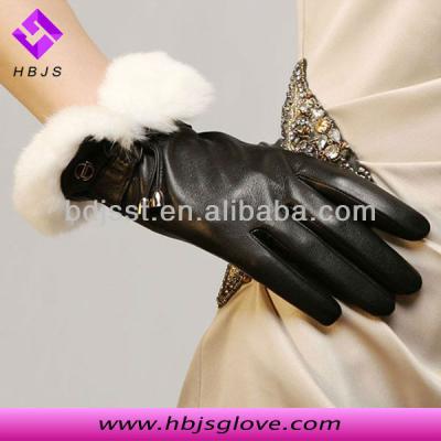 China Simple Black Genuine Nappa Leather Gloves Rabbit Fur Trim Fashion Lady Glove for sale