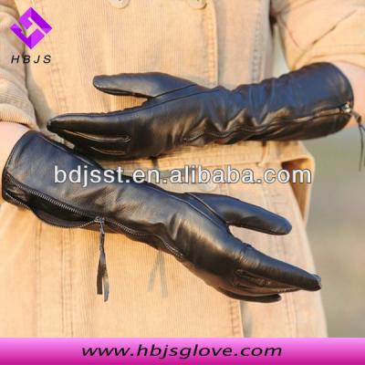 China Simple Style Black Long Lady Leather Gloves With Zipper for sale