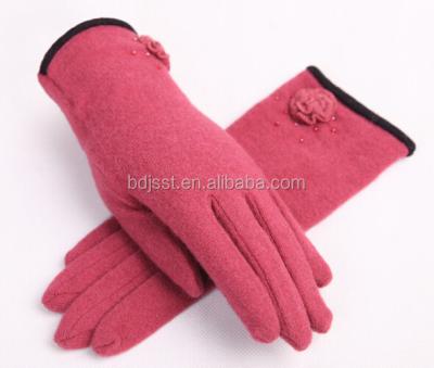 China New Fashion Ladies Single Cashmere Fleece Woolen Winter Woolen Gloves for sale