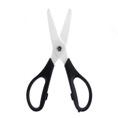 China Household Plastic Portable Baby Kitchen Cutter Food Safety Safety Ceramic Scissors for sale