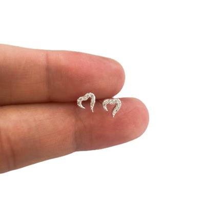 China Sterling Silver Nose Nail With Punk Heart Shaped Nose Ornament And Multi Sting Zircon Human Body Jewelry for sale