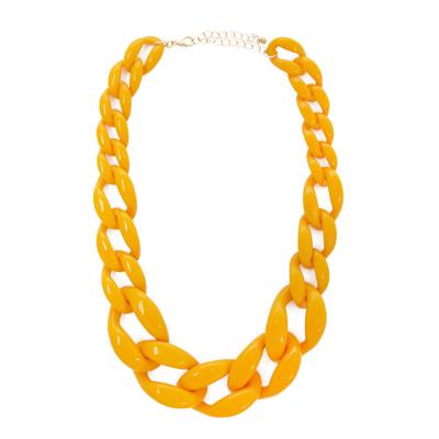 China Retro Hiphop Clavicle Chain Jewelry Women's Colorful Retro Accessories Hip Hop Necklace Acrylic Twist Chain Necklace For Women for sale