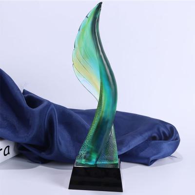 China China Made In China Factory Supplier Colorful Crystal Glass Awards Wing Shape Crystal Elegant Trophy for sale