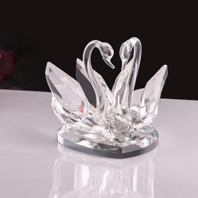 China 2021 China new design wedding gift crystal glass swan statue for souvenir accept custom logo is free for sale