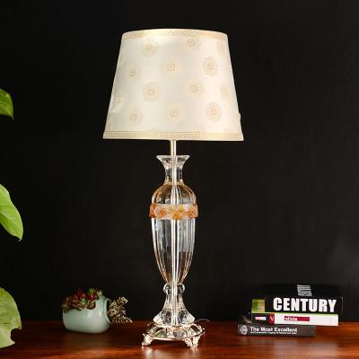 China China 2021 new design crystal table lamp hotel bedroom table lamp home decoration for sale