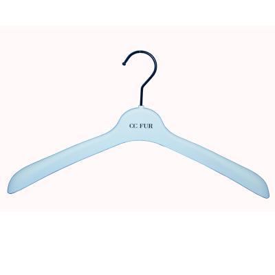 China CLASSIC Friendly Rubber Coating Hardware Factory Price White Coat Hanger for sale