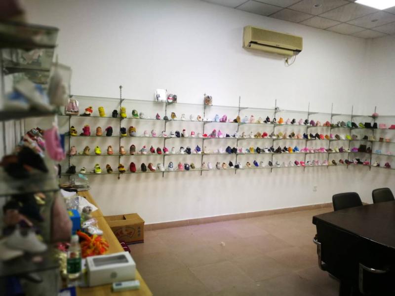 Verified China supplier - Xiamen Feiyang Shoes Co., Ltd.