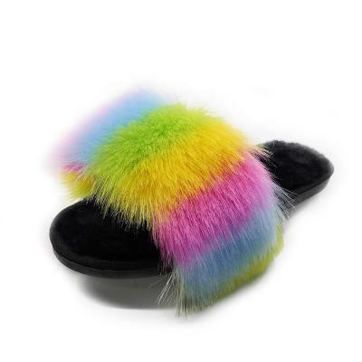 China Fashion Trend Fur Women Slippers Faux Fur Slide Sandals Shape Multicolor Fur Big Fluffy For Women Slides Sandals for sale