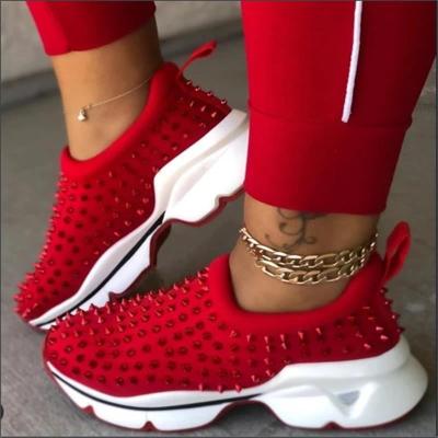 China 2020 new low price women's massage slip on rivets thick sole sneakers spike sports shoes platform women shoes35-43 for sale