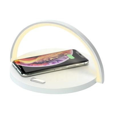 China 3 in 1 Wireless Charger W2 Trending 2021 Type C Charger, High Quality LED Charger Phone, Hot Selling Radio Charging Station for sale