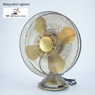 China Purely Handmade Fan Blades Air Cooling Home OEM Table Fan 45CM 16 Inch All Metal 3 Speed for sale