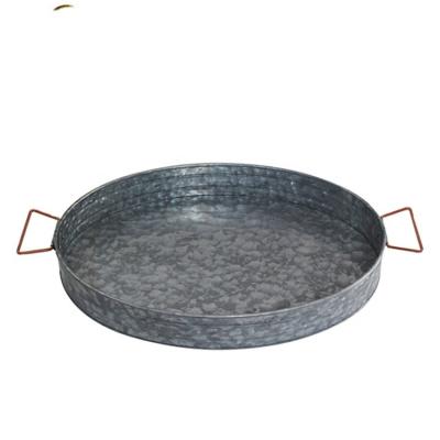 China Eco-friendly Galvanized Metal Cake Tray Display Stand For Outdoor Bar Hotel Restaurant Dessert Serving Dish for sale