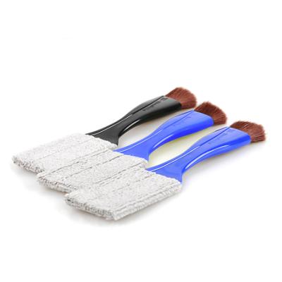 China Mini Handheld Car Cleaning Brush Dual Headed Car Air Vent Cleaner Sweep 2 in 1 Car Interior Detailing Brush for sale