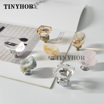 China Modern Oval Design Single Hole Crystal Glass Zinc Alloy Door Drawer Cabinet Wardrobe Pull Handle Knobs Furniture Handle CRY-0271 for sale