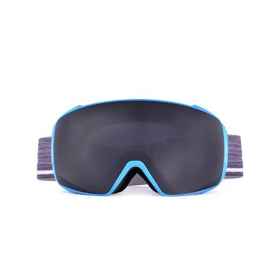 China Helmet Design Snow Ski Goggles With Anti Scratch Magnetic Lens for sale