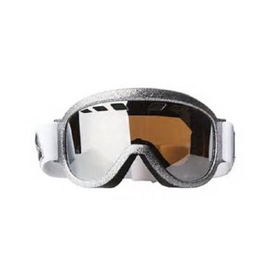 China Gafas libres de la snowboard del esquí de la niebla del diseño de OTG con la lente del doble capa en venta