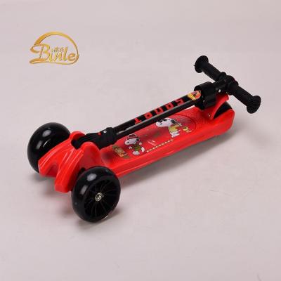 China Plastic PU 120mm Wheels Foot Step Pedal Kick Scooter For Baby Boy Ride On Toys for sale