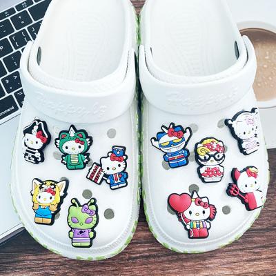 China Clog Charms 100pcs+Hot Sale HelloKitty Cartoon Sandals Charms Clog Decoration Fang Charms For Sandals And Bracelets Gifts For Kids for sale