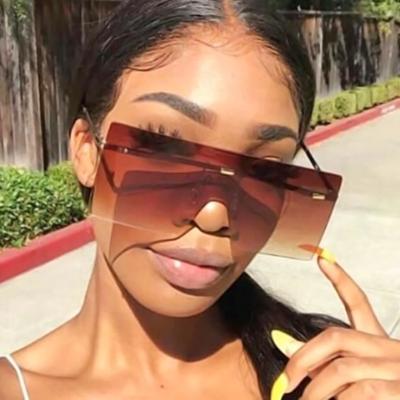 China 2022 high quality designer glasses UV400 luxury frame men and women shade oversized rectengle sunglasses for sale