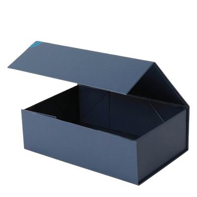 China Recyclable Custom Luxury Black Magnet Flapper Apparel Paper Box Flip Top Gift Boxes With Black Ribbon Closure for sale