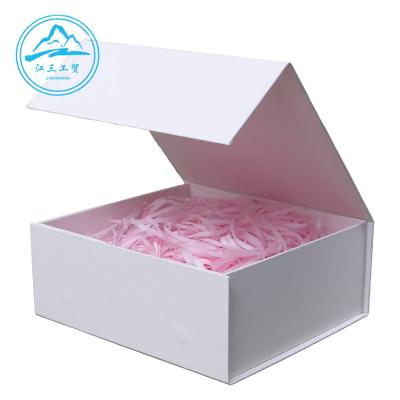 China Recyclable Luxury Custom White Square Magnet Rigid Cardboard Hat Baseball Hat Boxes Colorful Printed Magnetic Packaging for sale