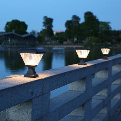 China Solar Garden Post Hat Lights Outdoor Waterproof Fence Post Lights in Deck Garden Decor for sale