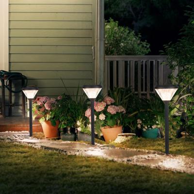 China Outdoor Road Garden Bollard Light Villa Lamp High Pole Landscape Lamp Post Light With Solar Panel for sale