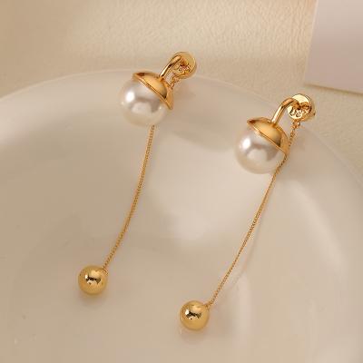 China FASHIONABLE latest design wholesale high quality jewelry custom charm 18k gold plated natural pearl earrings for women for sale