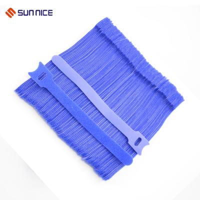 Cina High Temperature Resistant+ Antistatic+Eco-Friendly+Waterproof Flexible And Adjustable Widely Used Hook And Loop Colored Ties in vendita