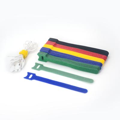 China Adjustable Nylon Hook And Loop Fastener Nylon Cable Ties en venta