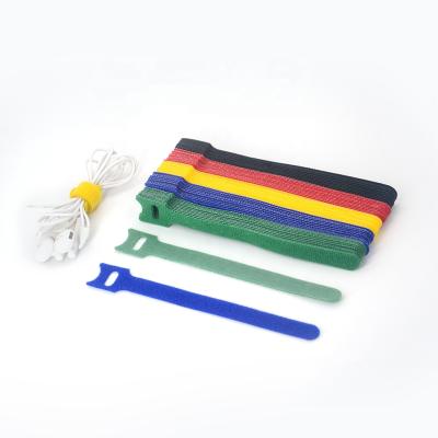 China Wire Arms Wholesale Custom Sizes Reusable Colorful Nylon Hook And Loop Cable Ties en venta