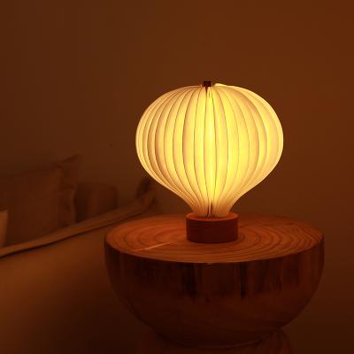 China 2022 new product portable customize light color with living room remote control bedside hot air balloon lamp for sale