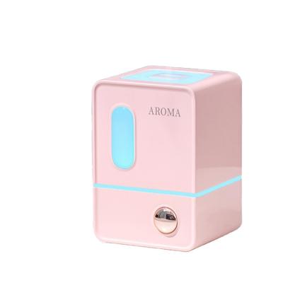 China Hotel Household Electric Aroma Diffuser Aromatherapy Elegant Portable LED Light en venta