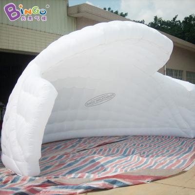 China Customized Advertising Inflatable Igloo Dome Equipment Outdoor Tent White Inflatable Tent 6*4*3.5mH for sale