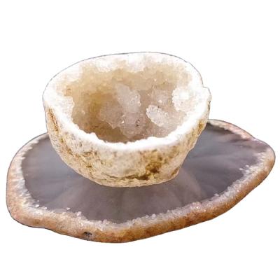 China 2021 Wholesale Dong Hai Natural Agate Sliced ​​Flakes Large Agate Slice Geode Plate Crafts Set Drink Cup Coaster For Sale for sale