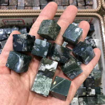 China Healing Aquatic Stones Natural Polished Crystal Gravel Dong Hai Gagte Support The Sample for sale