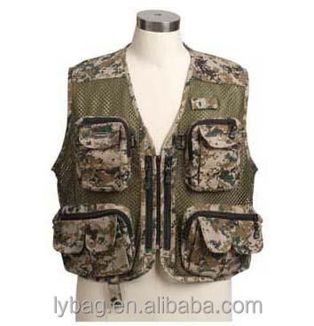 China Polyester Cotton Camouflage Fly Fishing Vest For Men for sale