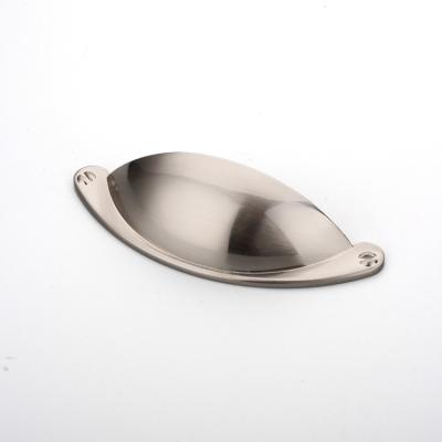 China New fancy zinc alloy cabinet handles; Cheap Cabinet Hardware 64mm Bowl Handle 7551 for sale