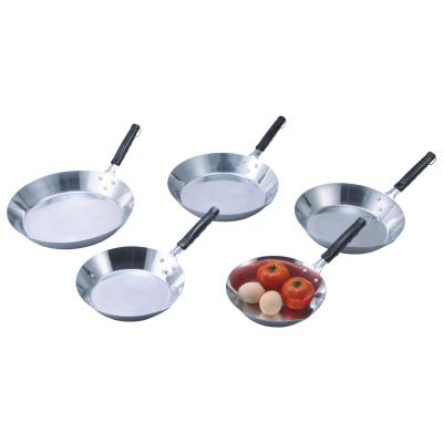 China Viable Aluminum Frying Pan Polishing Cookware Set for Home Restaurant for sale