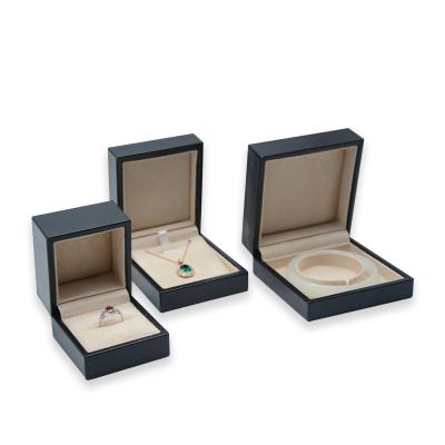 China Fashionable And Simple Customize Wedding Gift Ring Necklace Package Jewelry Box Luxury Black Packaging for sale