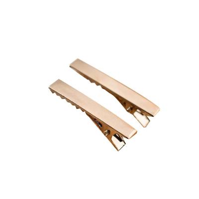 China Factory Wholesale Simple Metal Spring Platypus Alligator Hairpin Rectangle Ribbon Gold Hair Clip For Woman for sale