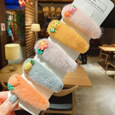 China Wholesale Fashion Girl Hair Accessories Fashion Faux Fur Plush Hair Clip Barrettes Headwear Bobby Hairpins for sale