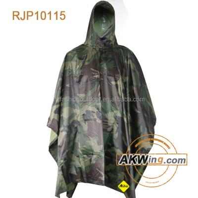 China Polyester Rain Poncho Woodland Camouflage Military Rain Poncho / Army Survival Shelter for sale