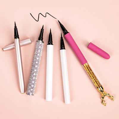 China 2021 Wholesale Waterproof Private Label Waterproof Eyeliner OEM Pen Magic High-Speed ​​Rail Glitter Liquid Eyeliner For Eyes Makeup for sale