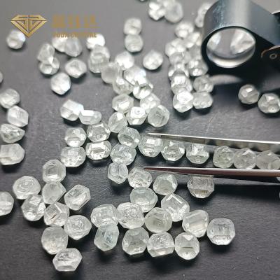 China Diamant van 0.4-0.6 karaat de Laboratorium Gekweekte Diamond Hpht Uncut White Rough Te koop