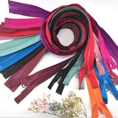 China Viable Hot Sale Customized 3# 5# Open End High Quality Plastic Zipper For Clothes Colored Resin Zipper For Clothes Jacket Zipper for sale